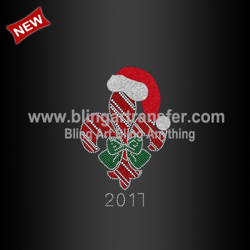 Hot Fix Motif Fleur De Lis with Christmas Hat Rhinestone Applique for Adult Shirt